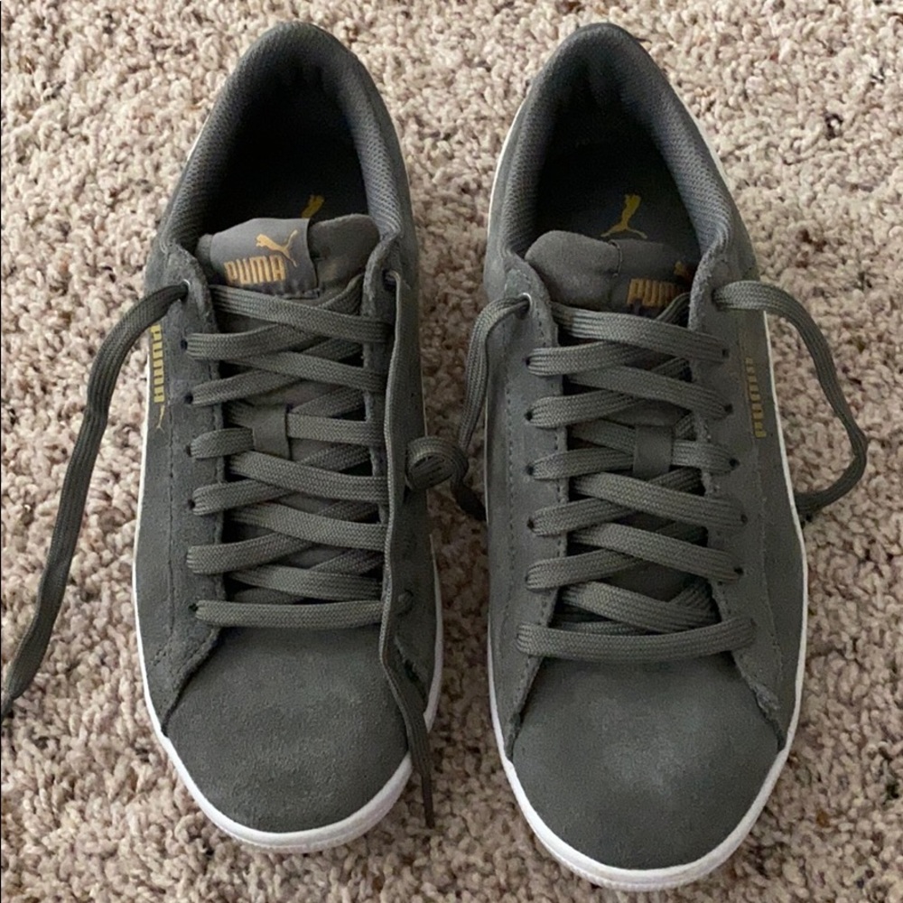 Puma Sneakers